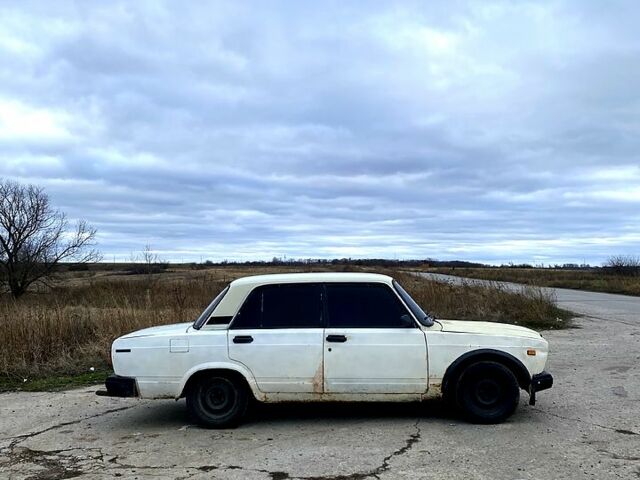 ВАЗ 2107, объемом двигателя 1.3 л и пробегом 303 тыс. км за 700 $, фото 1 на Automoto.ua