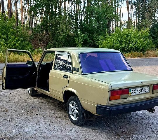 ВАЗ 2107, объемом двигателя 1.5 л и пробегом 0 тыс. км за 750 $, фото 3 на Automoto.ua