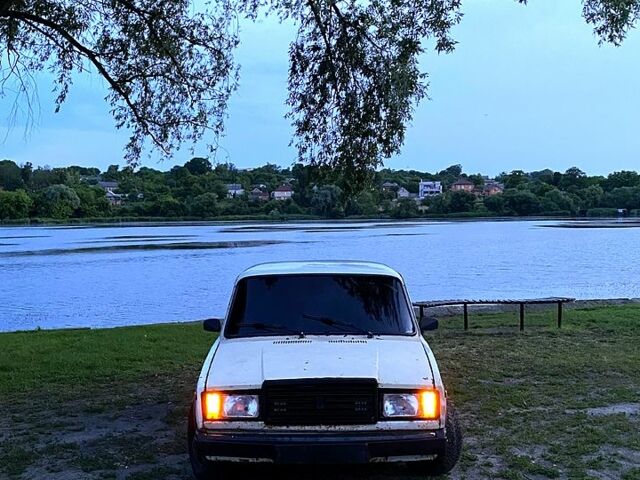 ВАЗ 2107, объемом двигателя 1.3 л и пробегом 303 тыс. км за 700 $, фото 7 на Automoto.ua