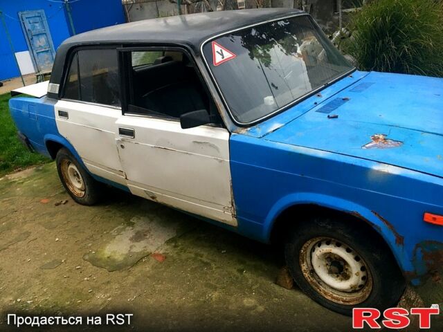 ВАЗ 2107, объемом двигателя 13 л и пробегом 0 тыс. км за 300 $, фото 1 на Automoto.ua