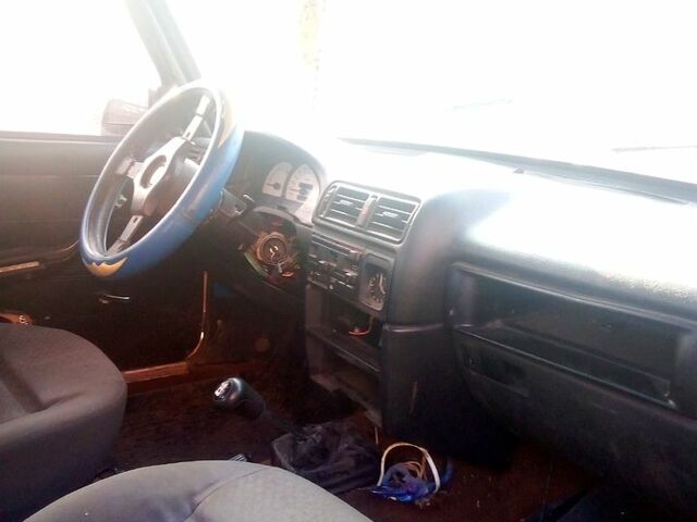 ВАЗ 2107, объемом двигателя 1.5 л и пробегом 200 тыс. км за 400 $, фото 2 на Automoto.ua