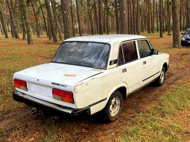ВАЗ 2107 1987 в Сумах на Automoto.ua ВАЗ 2107, объемом двигателя 1.3 л и пробегом 0 тыс. км за 350 $, фото 4 на Automoto.ua