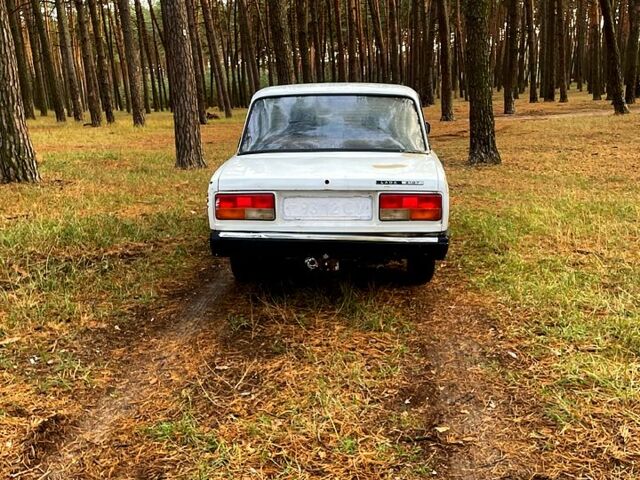 ВАЗ 2107 1987 в Сумах на Automoto.ua ВАЗ 2107, объемом двигателя 1.3 л и пробегом 0 тыс. км за 350 $, фото 1 на Automoto.ua