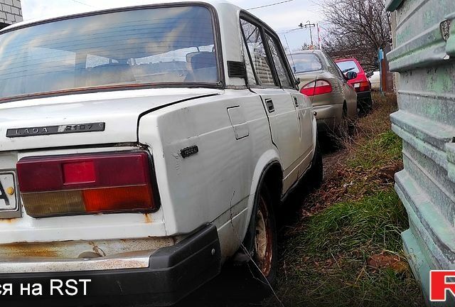 ВАЗ 2107, объемом двигателя 1.5 л и пробегом 0 тыс. км за 750 $, фото 3 на Automoto.ua