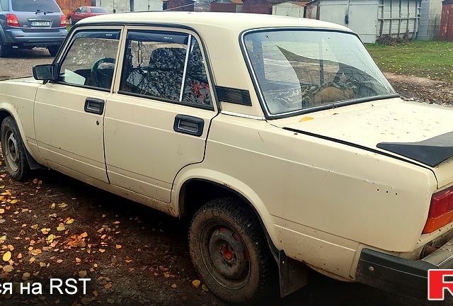 ВАЗ 2107, объемом двигателя 1.5 л и пробегом 275 тыс. км за 850 $, фото 3 на Automoto.ua