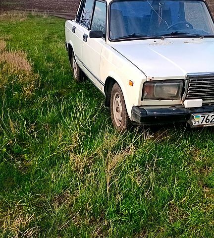 ВАЗ 2107, объемом двигателя 15 л и пробегом 0 тыс. км за 600 $, фото 1 на Automoto.ua