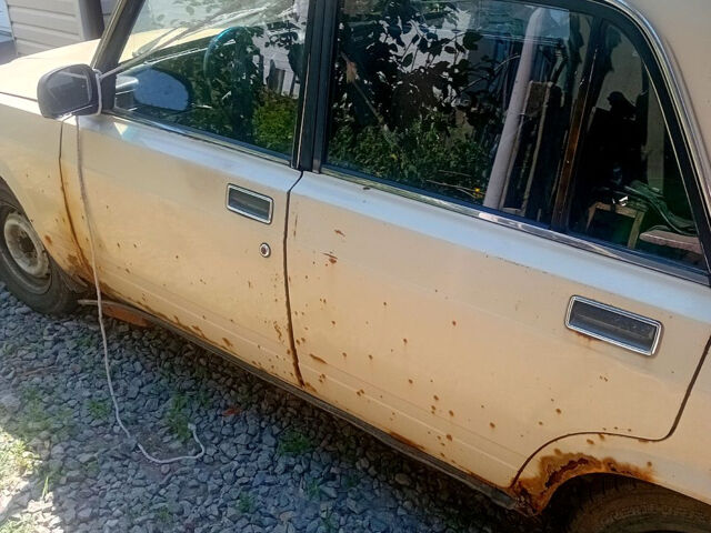 ВАЗ 2107, объемом двигателя 1.6 л и пробегом 25 тыс. км за 360 $, фото 1 на Automoto.ua