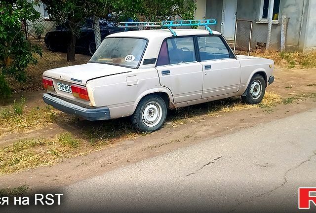 ВАЗ 2107, объемом двигателя 1.5 л и пробегом 311 тыс. км за 500 $, фото 2 на Automoto.ua