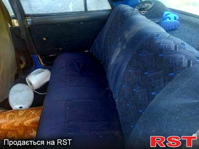 ВАЗ 2107, объемом двигателя 1.5 л и пробегом 100 тыс. км за 350 $, фото 4 на Automoto.ua