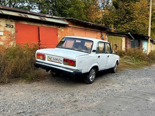 ВАЗ 2107, объемом двигателя 1.5 л и пробегом 200 тыс. км за 300 $, фото 5 на Automoto.ua