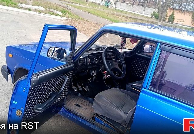 ВАЗ 2107, объемом двигателя 1.5 л и пробегом 0 тыс. км за 1130 $, фото 3 на Automoto.ua
