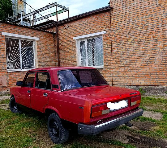 ВАЗ 2107, объемом двигателя 1.3 л и пробегом 300 тыс. км за 650 $, фото 2 на Automoto.ua