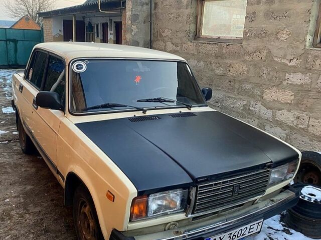ВАЗ 2107, объемом двигателя 1.5 л и пробегом 0 тыс. км за 700 $, фото 3 на Automoto.ua