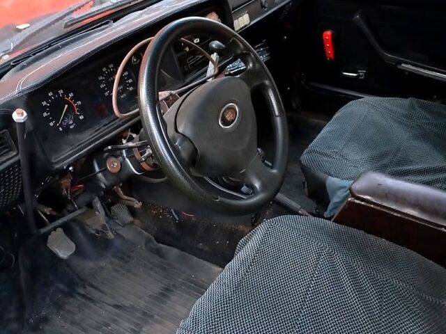 ВАЗ 2107, объемом двигателя 1.5 л и пробегом 38 тыс. км за 950 $, фото 4 на Automoto.ua