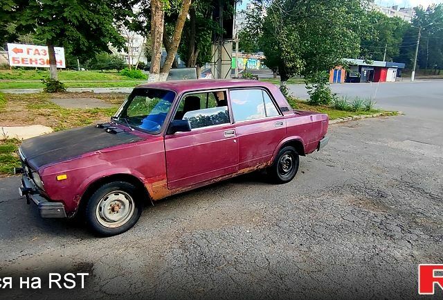 ВАЗ 2107, объемом двигателя 1.5 л и пробегом 300 тыс. км за 480 $, фото 1 на Automoto.ua