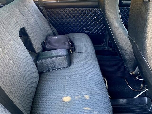 ВАЗ 2107, объемом двигателя 1.5 л и пробегом 0 тыс. км за 1650 $, фото 4 на Automoto.ua