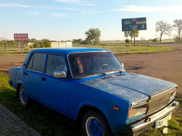 ВАЗ 2107, объемом двигателя 1.7 л и пробегом 315 тыс. км за 999 $, фото 2 на Automoto.ua