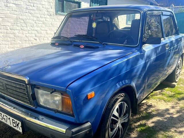 ВАЗ 2107, объемом двигателя 16 л и пробегом 0 тыс. км за 1650 $, фото 1 на Automoto.ua