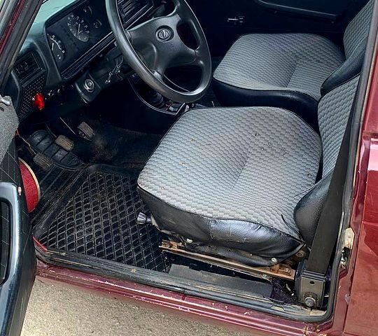 ВАЗ 2107, объемом двигателя 15 л и пробегом 0 тыс. км за 1000 $, фото 11 на Automoto.ua