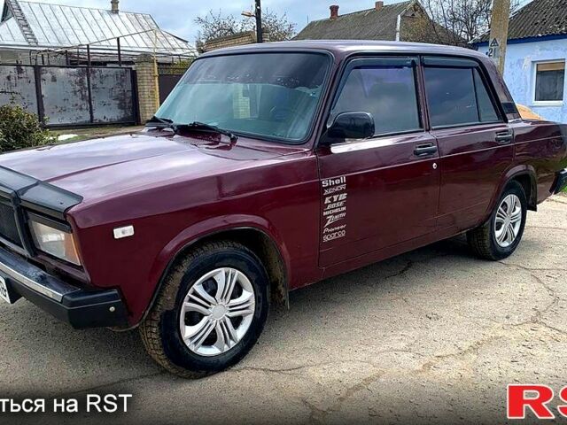 ВАЗ 2107, объемом двигателя 15 л и пробегом 0 тыс. км за 1000 $, фото 1 на Automoto.ua