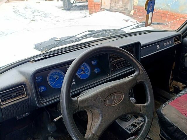 ВАЗ 2107 2006 в Ахтырке на Automoto.ua ВАЗ 2107, объемом двигателя 16 л и пробегом 123 тыс. км за 600 $, фото 2 на Automoto.ua