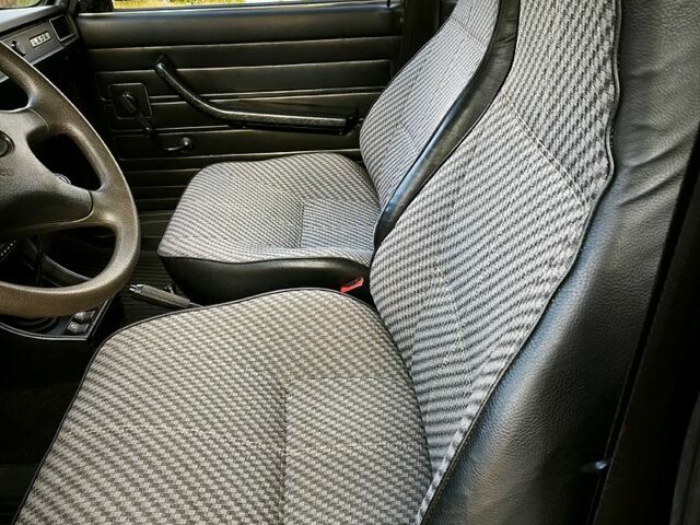 ВАЗ 2107 2007 у Дніпро (Дніпропетровську) на Automoto.ua ВАЗ 2107, об'ємом двигуна 1.5 л та пробігом 18 тис. км за 8000 $, фото 12 на Automoto.ua