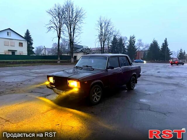 ВАЗ 2107, об'ємом двигуна 1.5 л та пробігом 300 тис. км за 600 $, фото 3 на Automoto.ua