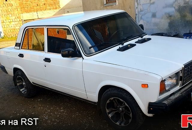 ВАЗ 2107, объемом двигателя 1.6 л и пробегом 230 тыс. км за 950 $, фото 2 на Automoto.ua