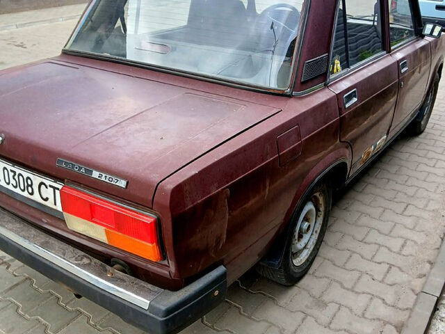 ВАЗ 2107, объемом двигателя 1.5 л и пробегом 99 тыс. км за 1000 $, фото 2 на Automoto.ua