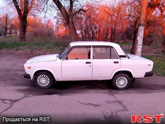 ВАЗ 2107, объемом двигателя 16 л и пробегом 42 тыс. км за 1400 $, фото 4 на Automoto.ua