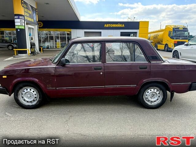 ВАЗ 2107, объемом двигателя 16 л и пробегом 200 тыс. км за 800 $, фото 1 на Automoto.ua