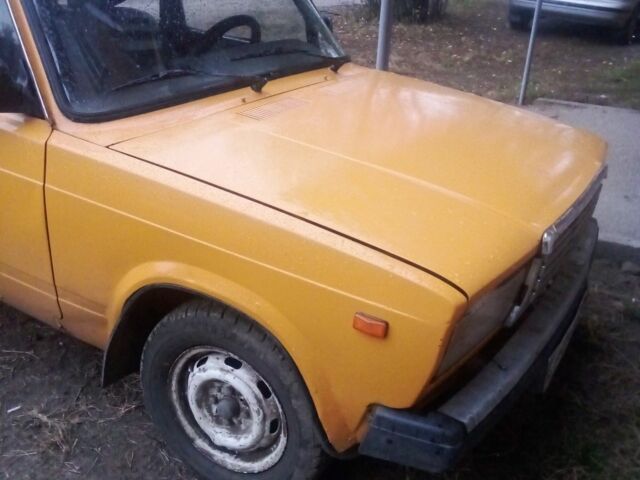 Желтый ВАЗ 2107, объемом двигателя 1.5 л и пробегом 30 тыс. км за 500 $, фото 4 на Automoto.ua