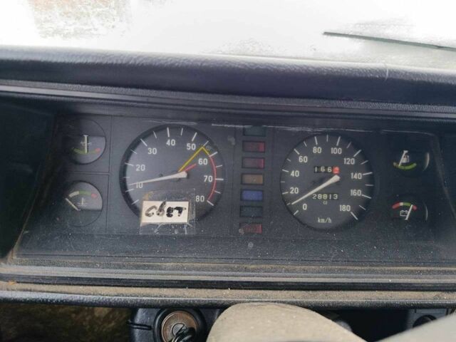 Жовтий ВАЗ 2107, об'ємом двигуна 1.5 л та пробігом 28 тис. км за 1206 $, фото 1 на Automoto.ua