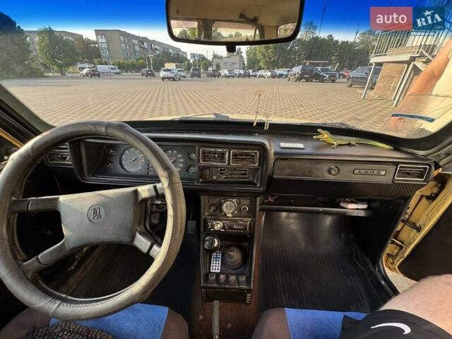 Желтый ВАЗ 2107, объемом двигателя 1.45 л и пробегом 500 тыс. км за 999 $, фото 6 на Automoto.ua