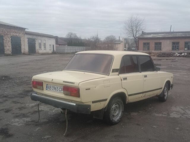 Жовтий ВАЗ 2107, об'ємом двигуна 1.3 л та пробігом 1 тис. км за 496 $, фото 5 на Automoto.ua