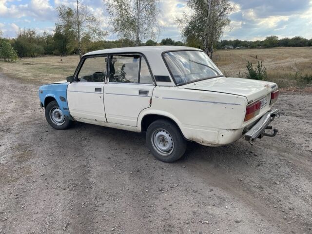 ВАЗ 2107 1989 в Купянске на Automoto.ua Желтый ВАЗ 2107, объемом двигателя 1.5 л и пробегом 100 тыс. км за 360 $, фото 2 на Automoto.ua