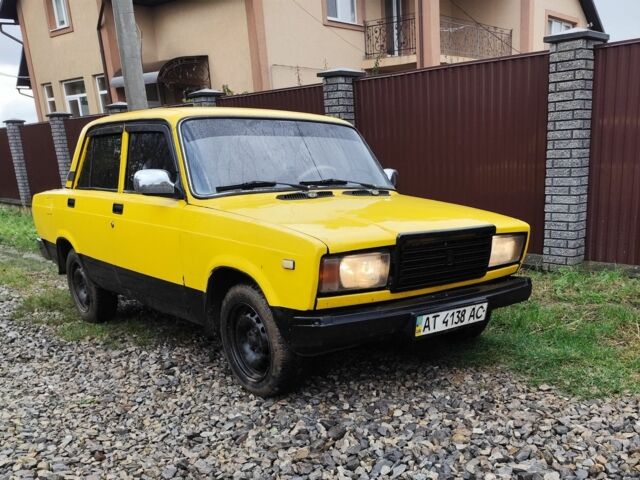 Жовтий ВАЗ 2107, об'ємом двигуна 5 л та пробігом 70 тис. км за 599 $, фото 1 на Automoto.ua