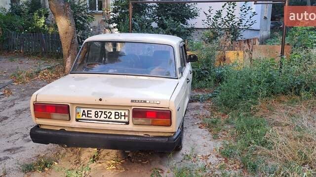 Желтый ВАЗ 2107, объемом двигателя 1.45 л и пробегом 90 тыс. км за 600 $, фото 1 на Automoto.ua