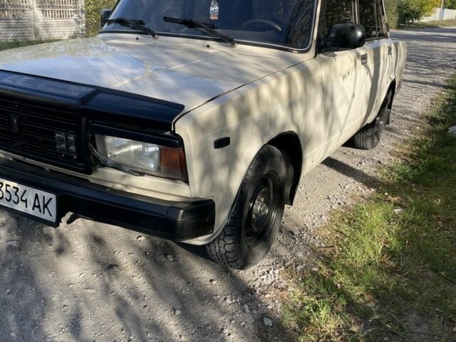 Жовтий ВАЗ 2107, об'ємом двигуна 1.5 л та пробігом 3 тис. км за 850 $, фото 1 на Automoto.ua
