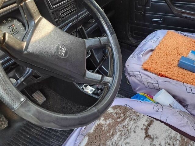 Желтый ВАЗ 2107, объемом двигателя 1.5 л и пробегом 70 тыс. км за 1200 $, фото 6 на Automoto.ua