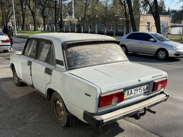 Серый ВАЗ 2107, объемом двигателя 0 л и пробегом 200 тыс. км за 237 $, фото 3 на Automoto.ua