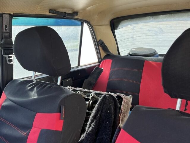 Серый ВАЗ 2107, объемом двигателя 0 л и пробегом 200 тыс. км за 237 $, фото 7 на Automoto.ua