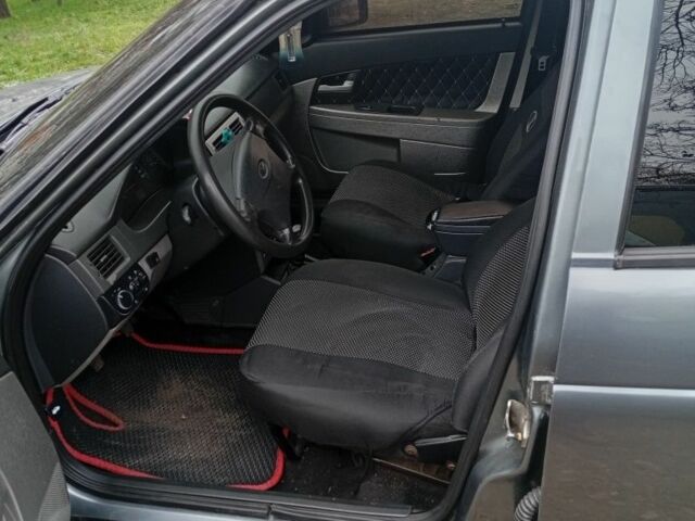 Серый ВАЗ 2107, объемом двигателя 1.6 л и пробегом 215 тыс. км за 2650 $, фото 3 на Automoto.ua