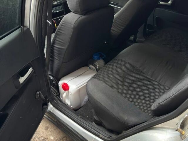 Серый ВАЗ 2107, объемом двигателя 1.6 л и пробегом 168 тыс. км за 2300 $, фото 1 на Automoto.ua