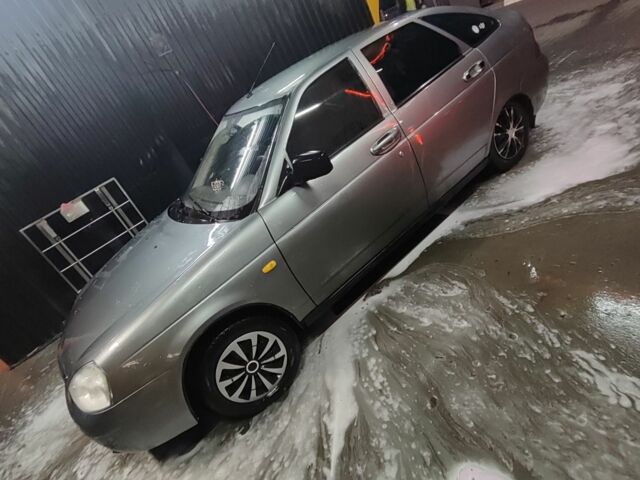 Сірий ВАЗ 2107, об'ємом двигуна 0 л та пробігом 205 тис. км за 1800 $, фото 2 на Automoto.ua
