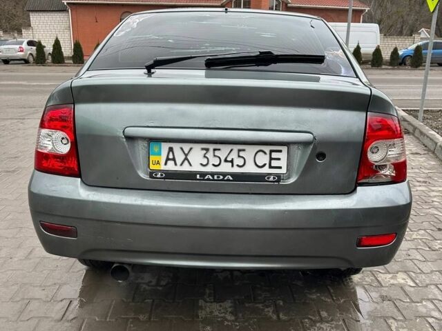 Серый ВАЗ 2107, объемом двигателя 2 л и пробегом 180 тыс. км за 1100 $, фото 4 на Automoto.ua