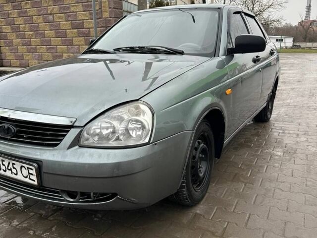 Серый ВАЗ 2107, объемом двигателя 2 л и пробегом 180 тыс. км за 1100 $, фото 1 на Automoto.ua