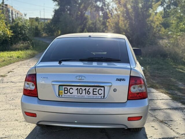 Сірий ВАЗ 2107, об'ємом двигуна 1.6 л та пробігом 40 тис. км за 4500 $, фото 3 на Automoto.ua