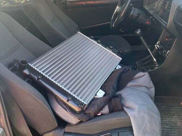 Сірий ВАЗ 2107, об'ємом двигуна 1.5 л та пробігом 3 тис. км за 900 $, фото 7 на Automoto.ua