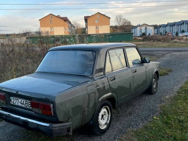 Серый ВАЗ 2107, объемом двигателя 0 л и пробегом 2 тыс. км за 382 $, фото 3 на Automoto.ua
